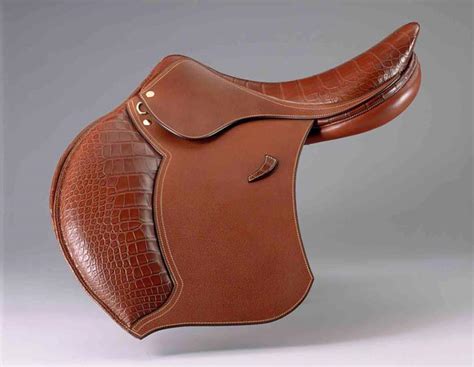 diy Hermes horse saddle